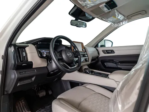 Nissan Pathfinder 3.5L S 4WD 2024