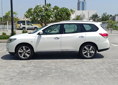 Nissan Pathfinder 3.5L S 4WD 2016
