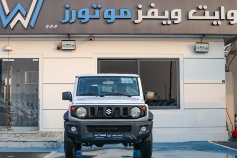 Discover undefined undefined Exterior Interior Images.Find all aspects and details of cars.