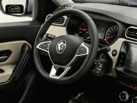 Discover undefined undefined Exterior Interior Images.Find all aspects and details of cars.