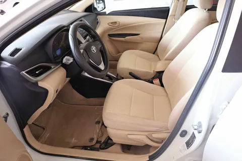 Discover undefined undefined Exterior Interior Images.Find all aspects and details of cars.