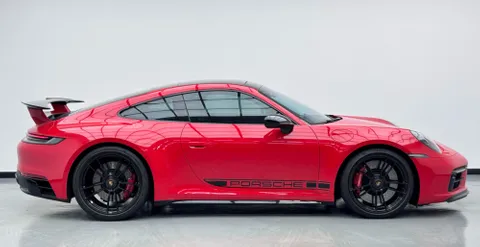Porsche 911 Carrera GTS 2024