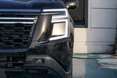 Discover undefined undefined Exterior Interior Images.Find all aspects and details of cars.