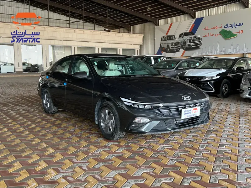 Hyundai Elantra 2025