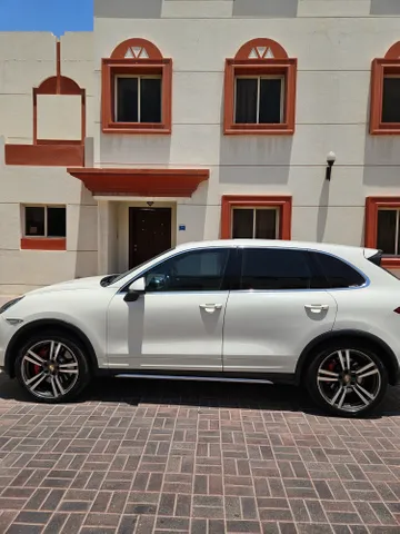 Discover undefined undefined Exterior Interior Images.Find all aspects and details of cars.