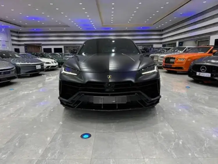 lamborghini urus image Lamborghini Urus 2023