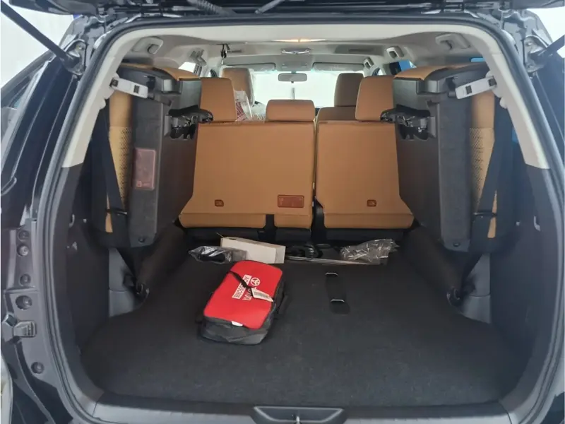 Toyota Fortuner 2024