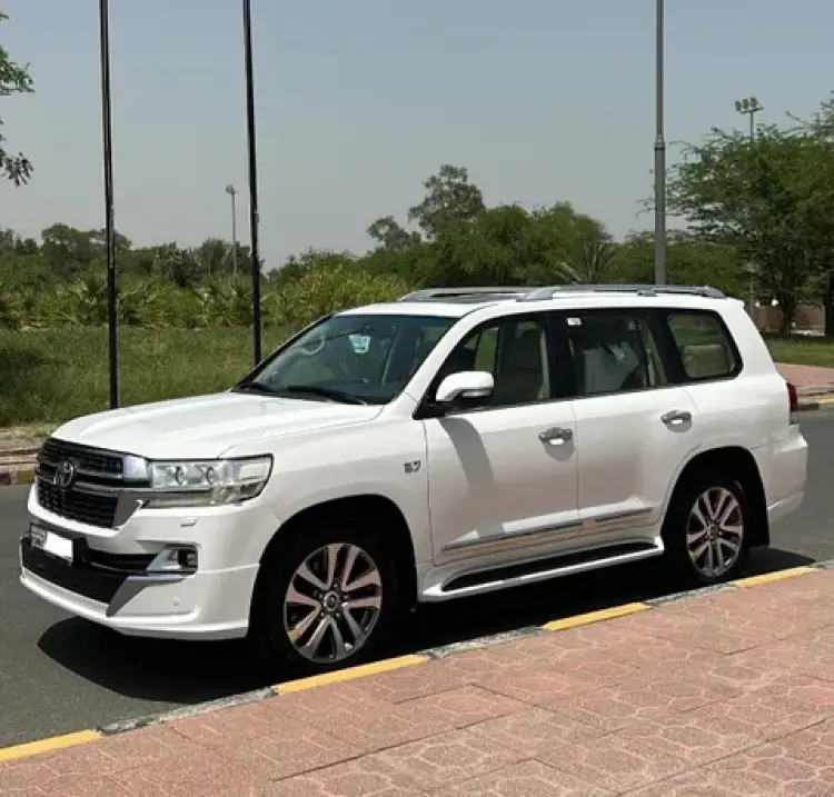toyota toyota-land-cruiser image Toyota Land Cruiser 5.7L VX.S 2016