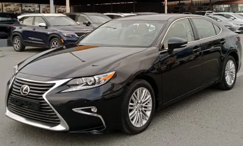 Lexus ES 350 4 door 3.5L 2017