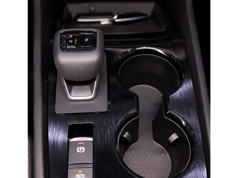 Nissan X-Trail 2025