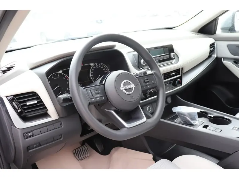 Discover undefined undefined Exterior Interior Images.Find all aspects and details of cars.