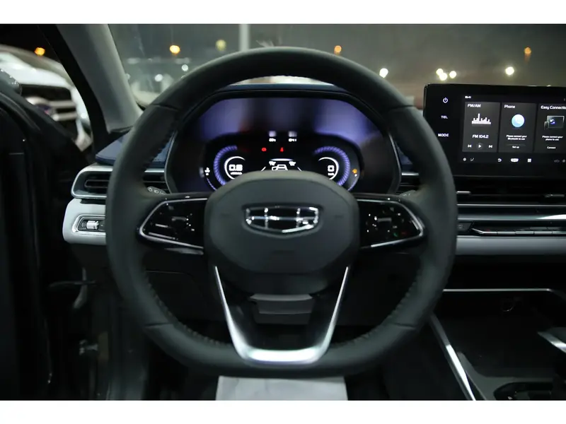 Geely Emgrand 2024