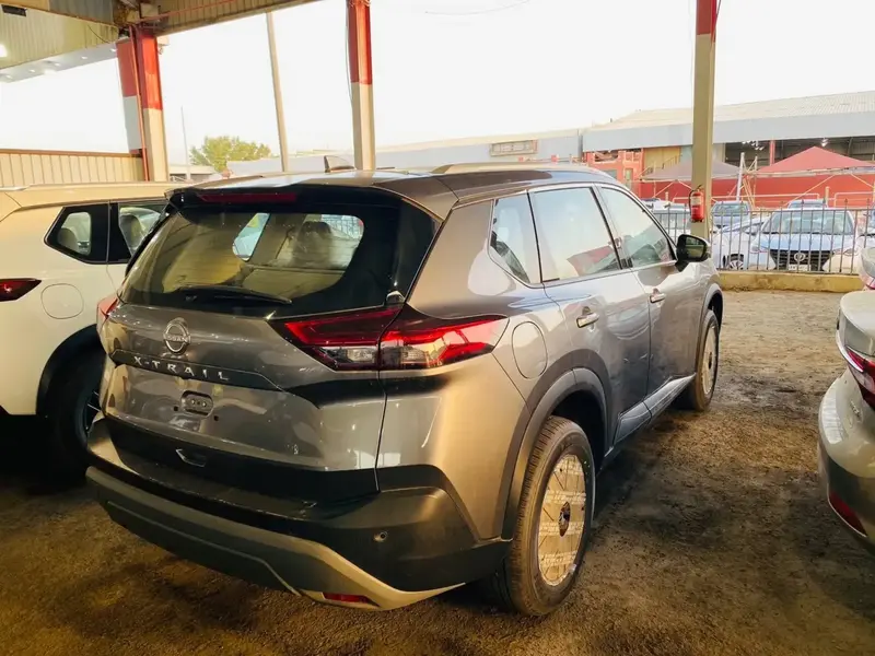Nissan X-Trail 2025