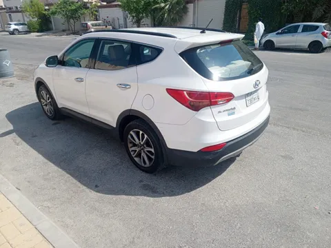 Discover undefined undefined Exterior Interior Images.Find all aspects and details of cars.