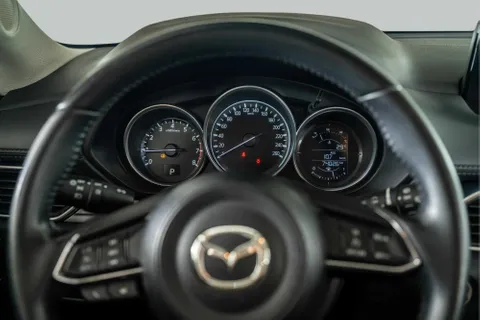 Discover undefined undefined Exterior Interior Images.Find all aspects and details of cars.