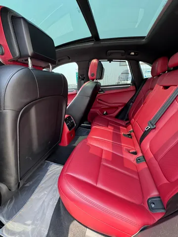 Porsche Macan 2021