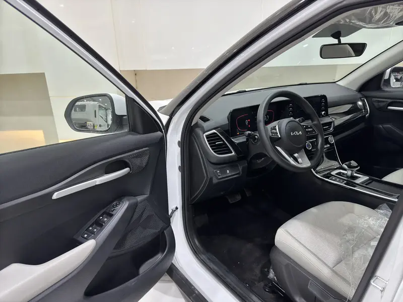 KIA Seltos 2024