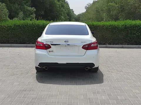 Nissan Altima 2.5 SV 2018