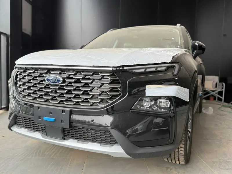 Discover undefined undefined Exterior Interior Images.Find all aspects and details of cars.