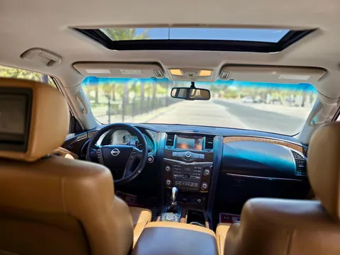 Nissan Patrol 5.6L LE Platinum 2016