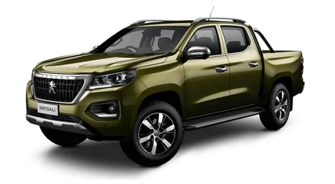 peugeot landtrek image Peugeot Landtrek 2025 2.4T DC 4x4 (M/T)