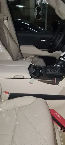 Discover undefined undefined Exterior Interior Images.Find all aspects and details of cars.