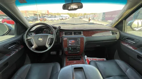 Chevrolet Tahoe LTZ 4WD Top 2014
