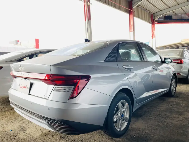 Discover undefined undefined Exterior Interior Images.Find all aspects and details of cars.