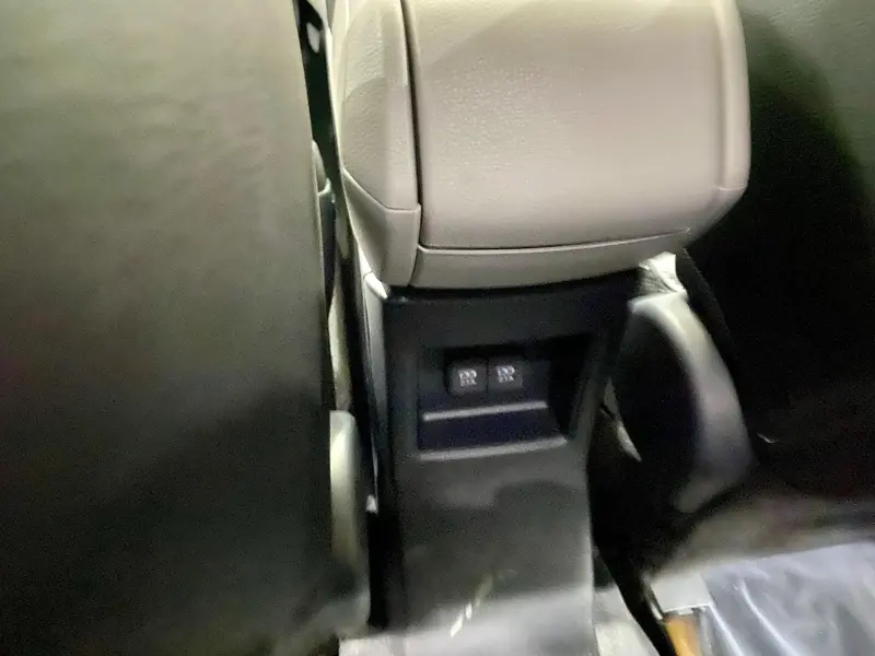 Toyota VELOZ 2025