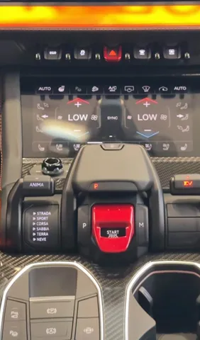New Lamborghini Urus 4.0T V8 2025