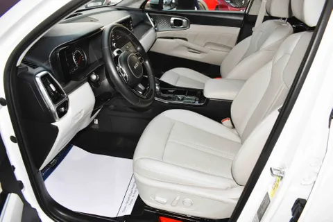 Kia Sorento 2.5L (AWD) 2023