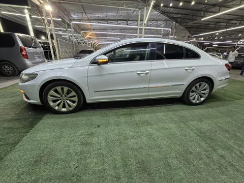 Volkswagen Passat 2.0 Sedan 2012