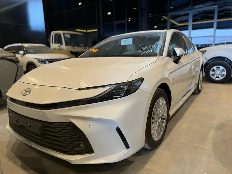Toyota Camry 2025