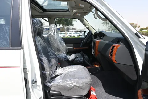 New Nissan Patrol Safari 4.8L M/T 2024
