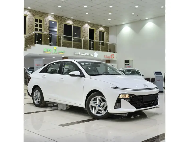 Discover undefined undefined Exterior Interior Images.Find all aspects and details of cars.