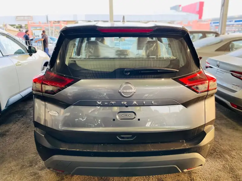 Nissan X-Trail 2025