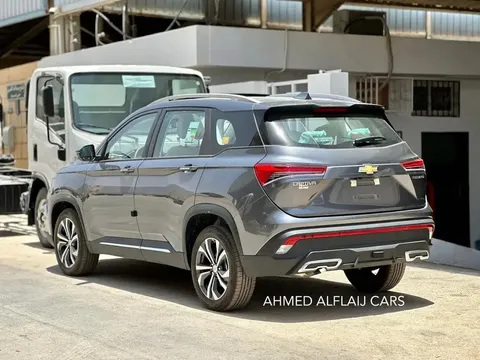 Discover undefined undefined Exterior Interior Images.Find all aspects and details of cars.