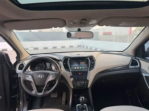 Discover undefined undefined Exterior Interior Images.Find all aspects and details of cars.