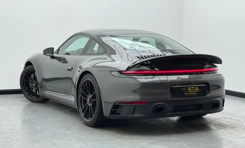 Porsche 911 Carrera GTS 2024