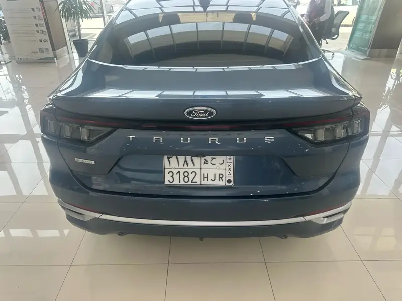 Ford Taurus 2023