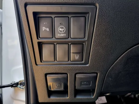 New Toyota Hilux 2025