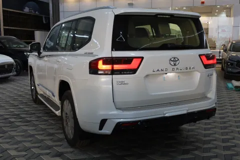 New Toyota Land Cruiser 3.5T GXR-L4 2023
