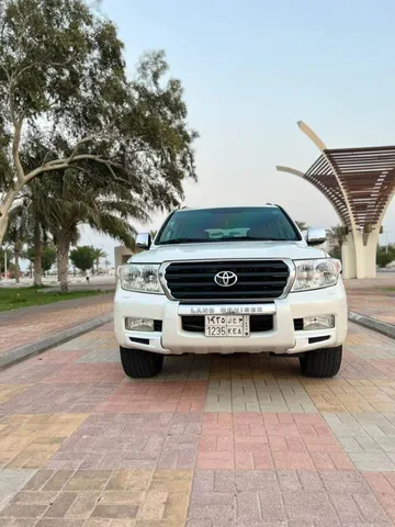 Discover undefined undefined Exterior Interior Images.Find all aspects and details of cars.