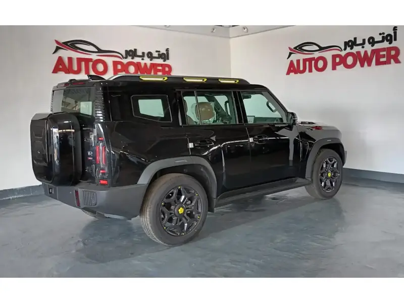 Discover undefined undefined Exterior Interior Images.Find all aspects and details of cars.