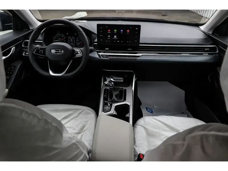 Geely Emgrand 2025