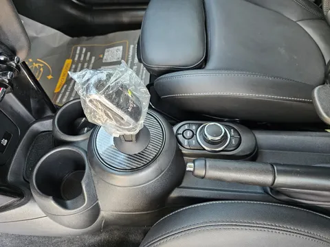 Mini Cooper Turbo 2023