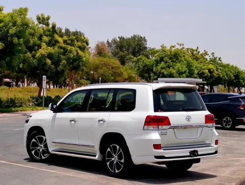 Toyota Land Cruiser 4.0L GXR GT 2021