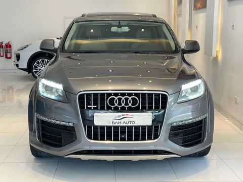 Audi Q7 3.0L (333 HP) 2015