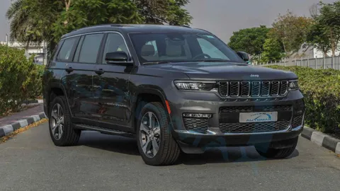 Discover undefined undefined Exterior Interior Images.Find all aspects and details of cars.