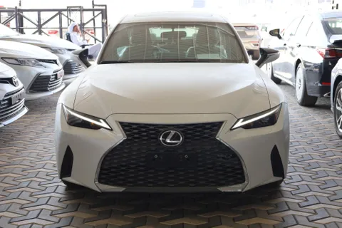 New Lexus IS 300 2022